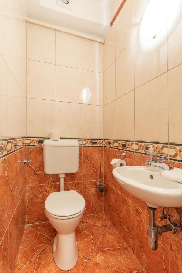 Egyuett A Csalad II Apartman By Bltn Siófok Exteriör bild