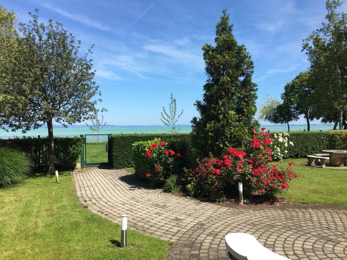 Egyuett A Csalad II Apartman By Bltn Siófok Exteriör bild
